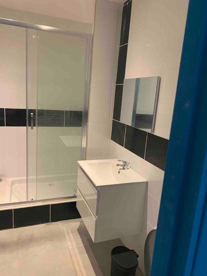 Le Depot Appartement Du Port A Champvert 外观 照片
